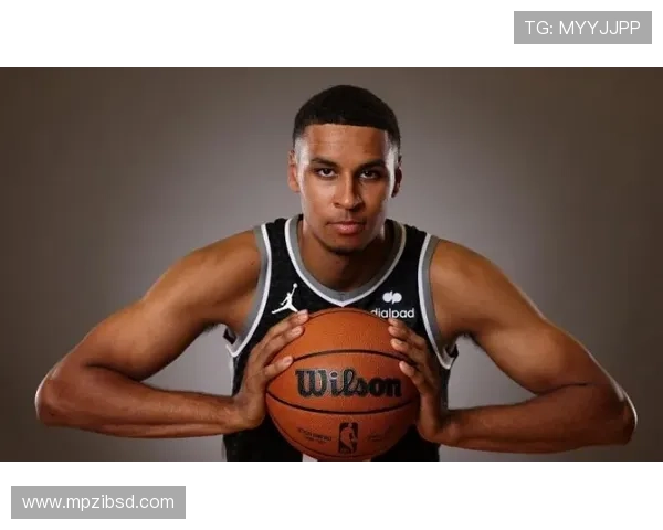 NBA最新赛季动态 球员交易交易分析 热门对决预测与数据统计